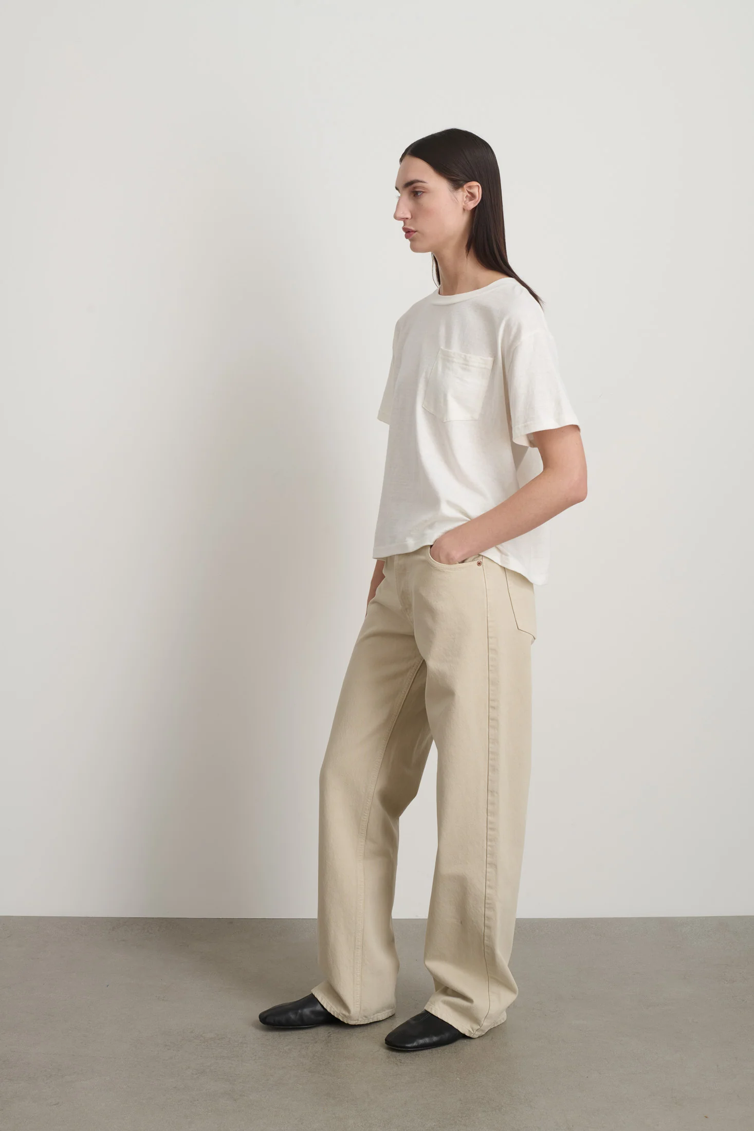 Atlas Pocket Tee White - Image 4