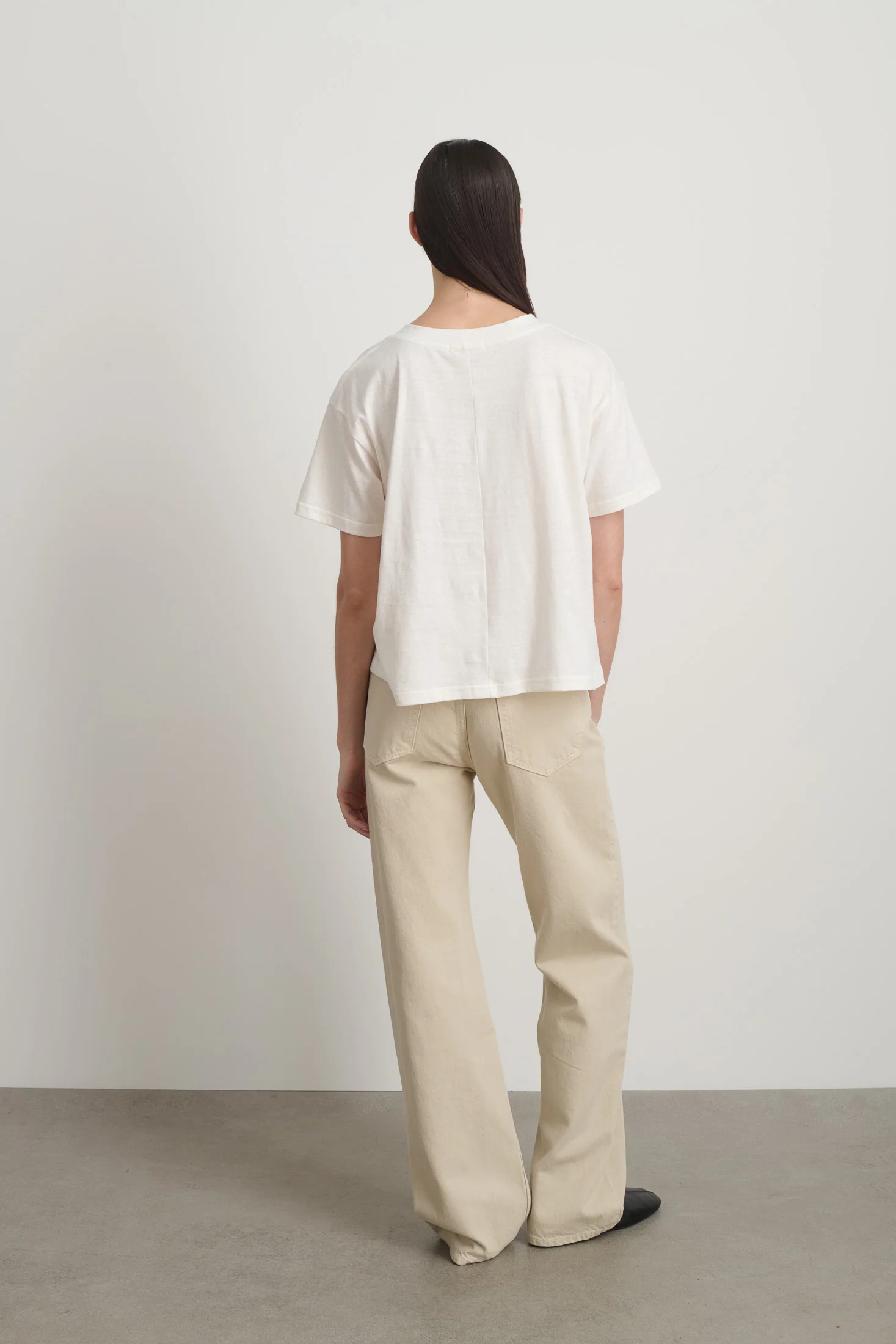 Atlas Pocket Tee White - Image 5