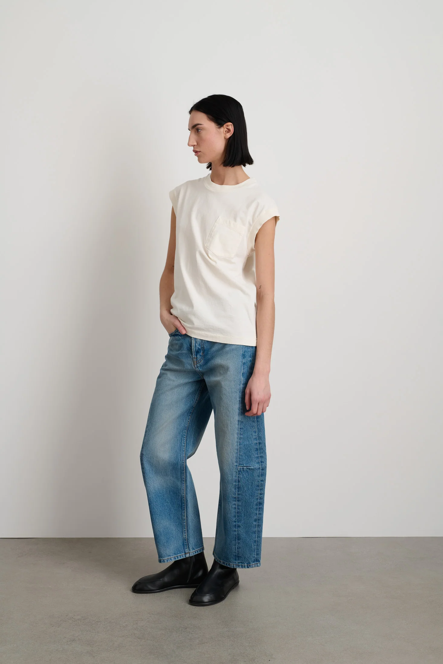 B Sides Pocket Tank Tile White - Image 2