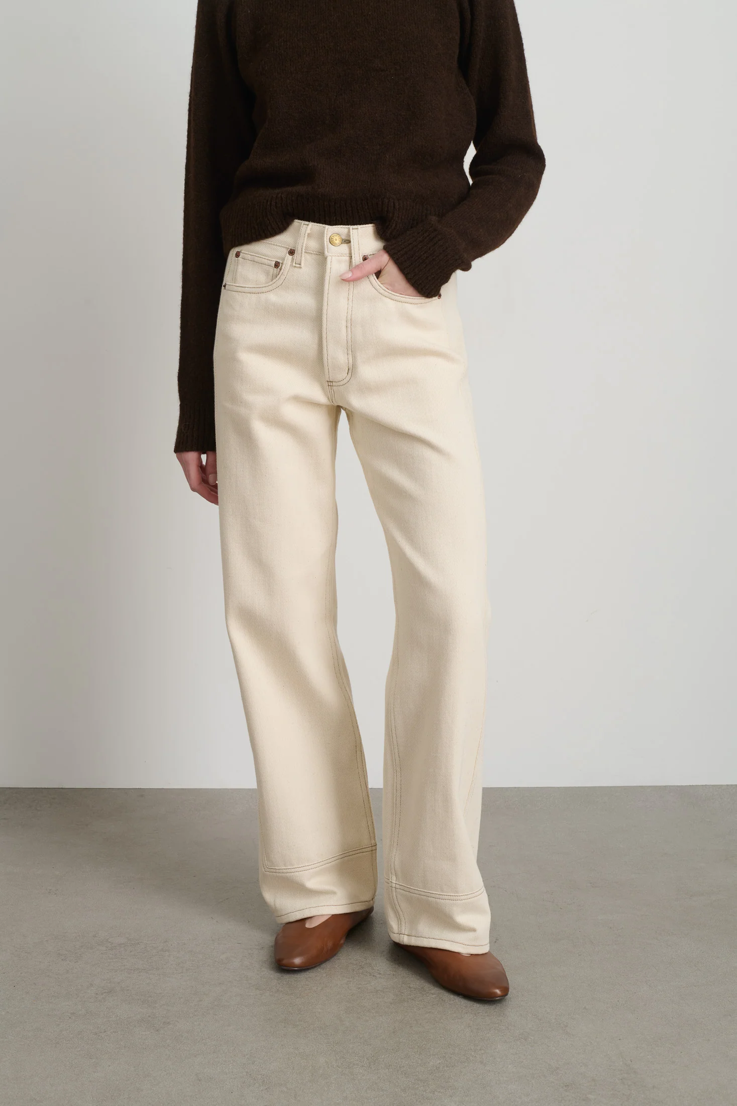 Charlot Jean Alabaster - Image 4