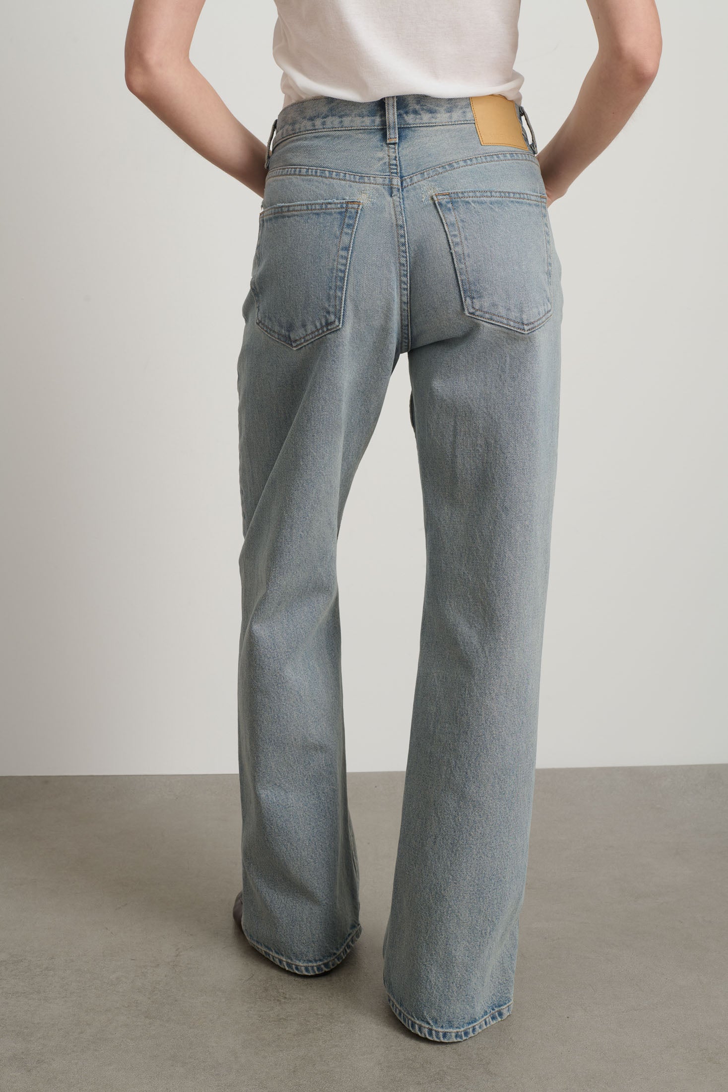 Charlot Split Hem Jean - Image 6