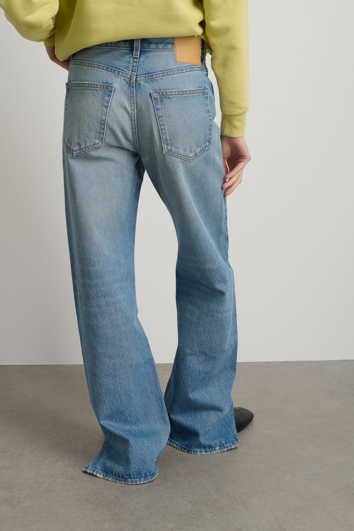 Charlot Split Hem Jean - Image 6