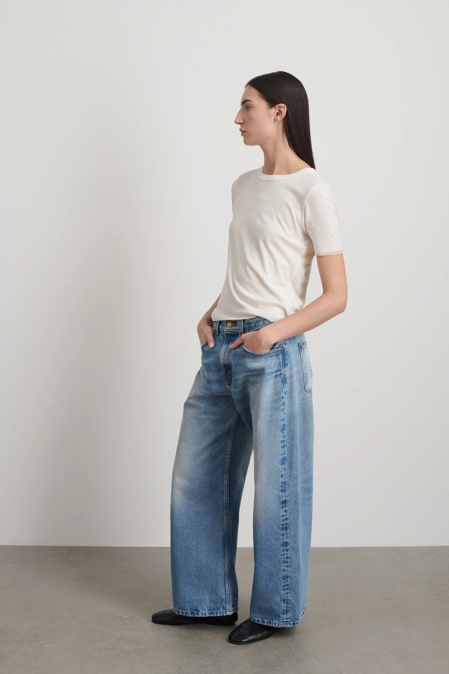 Double Tee White/Pale Yellow - Image 4