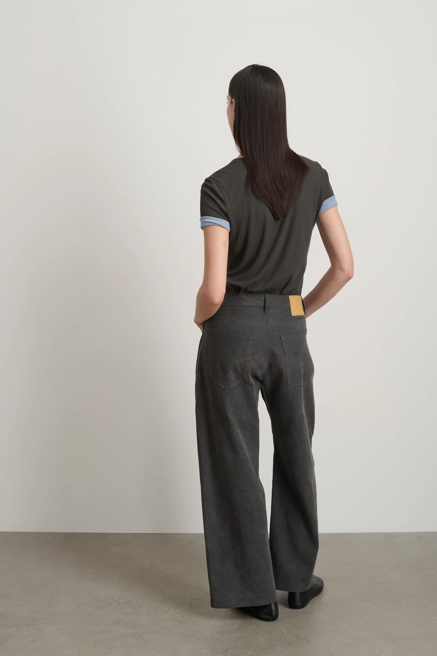 Floppy Jean Washed Black - Image 3