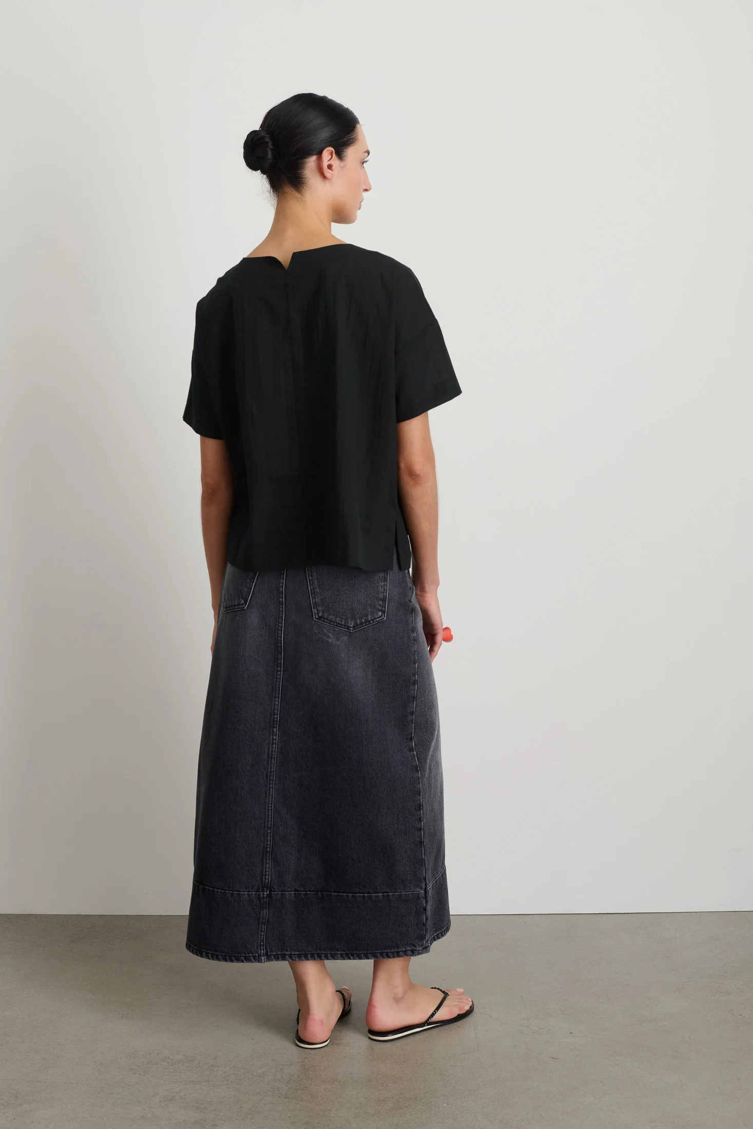 Mert Tee Black - Image 2
