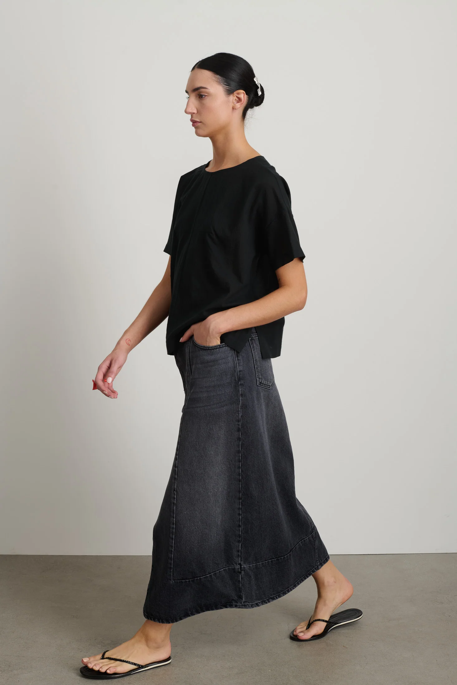 Mert Tee Black - Image 3