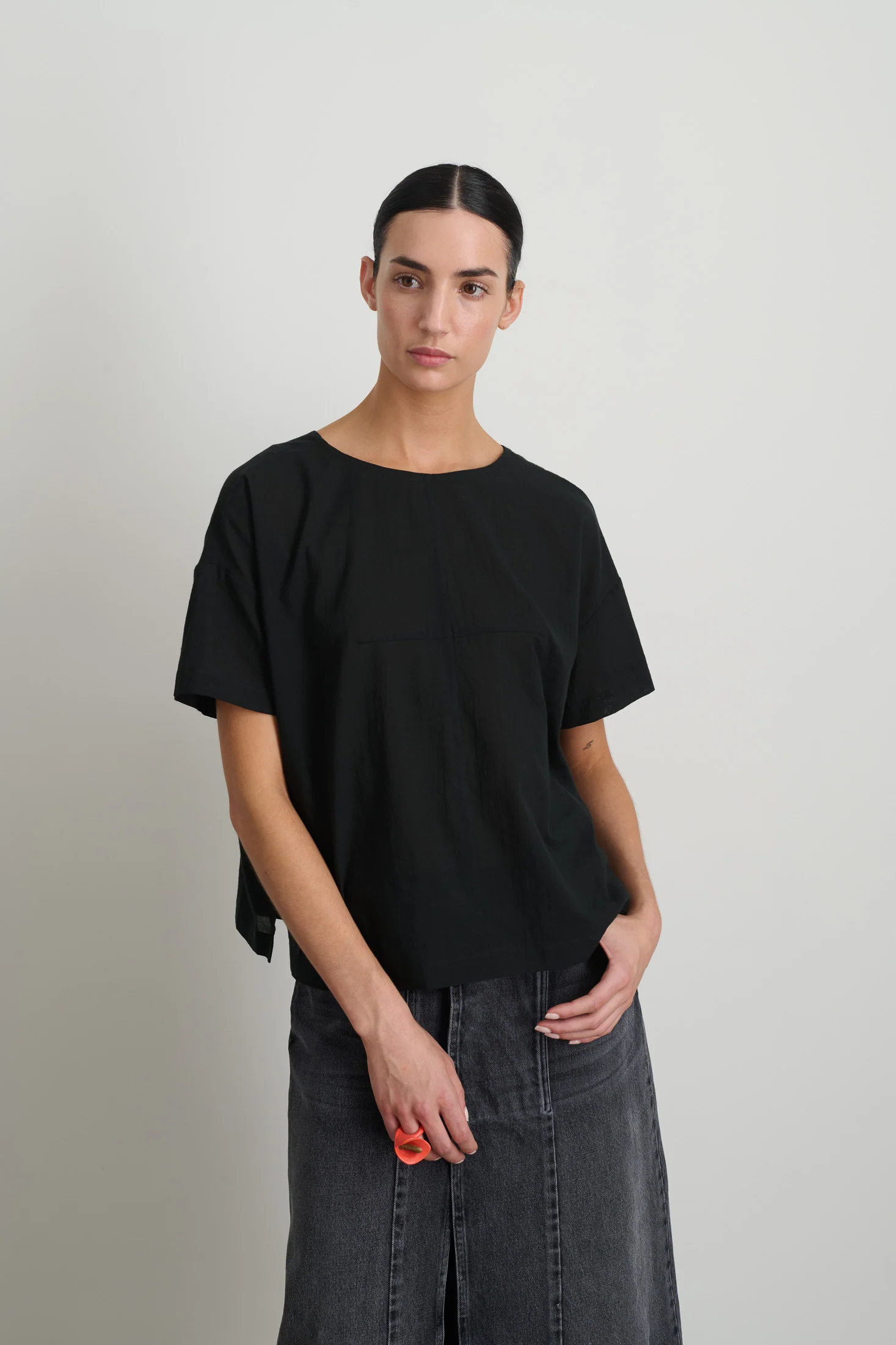 Mert Tee Black - Image 4
