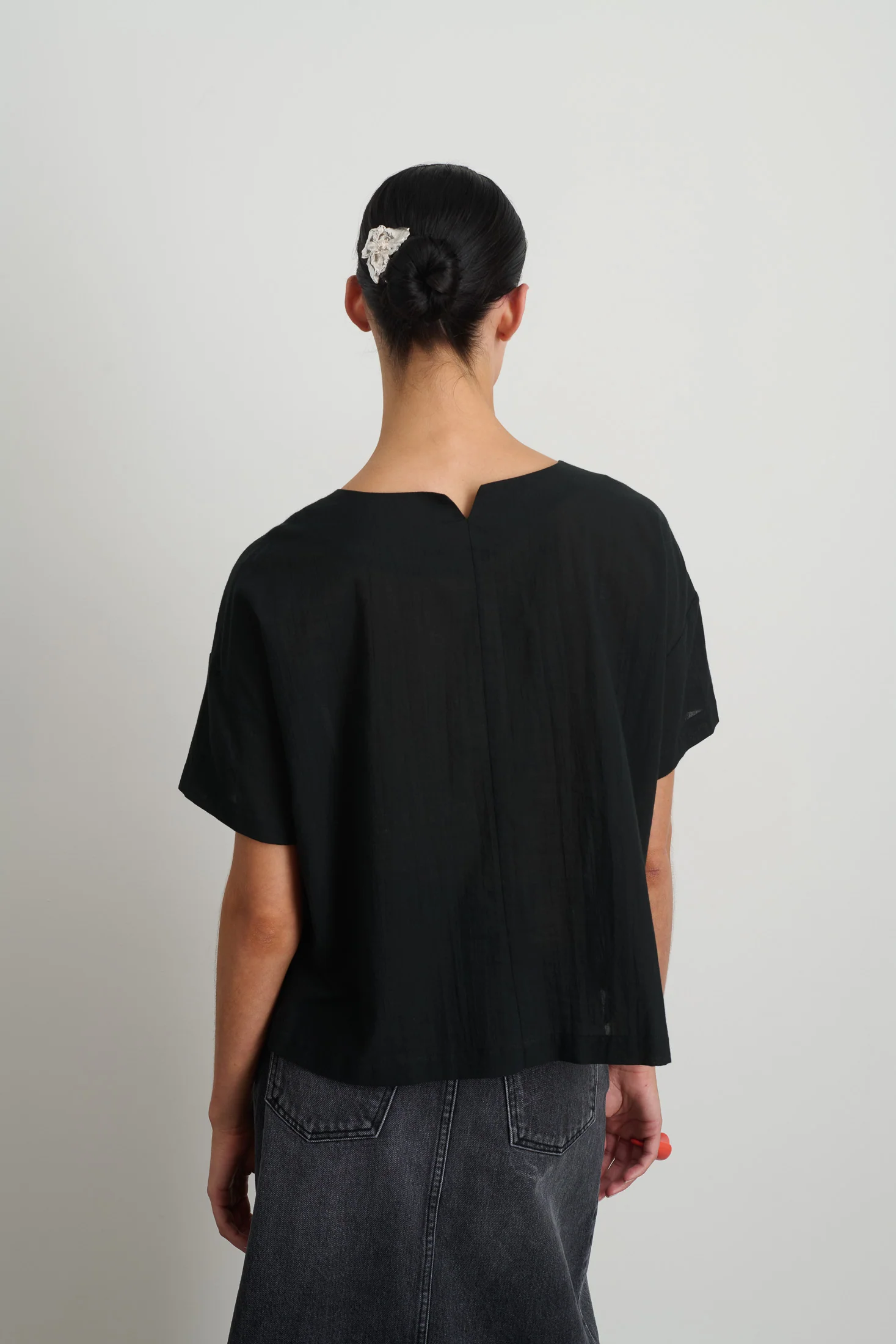Mert Tee Black - Image 5