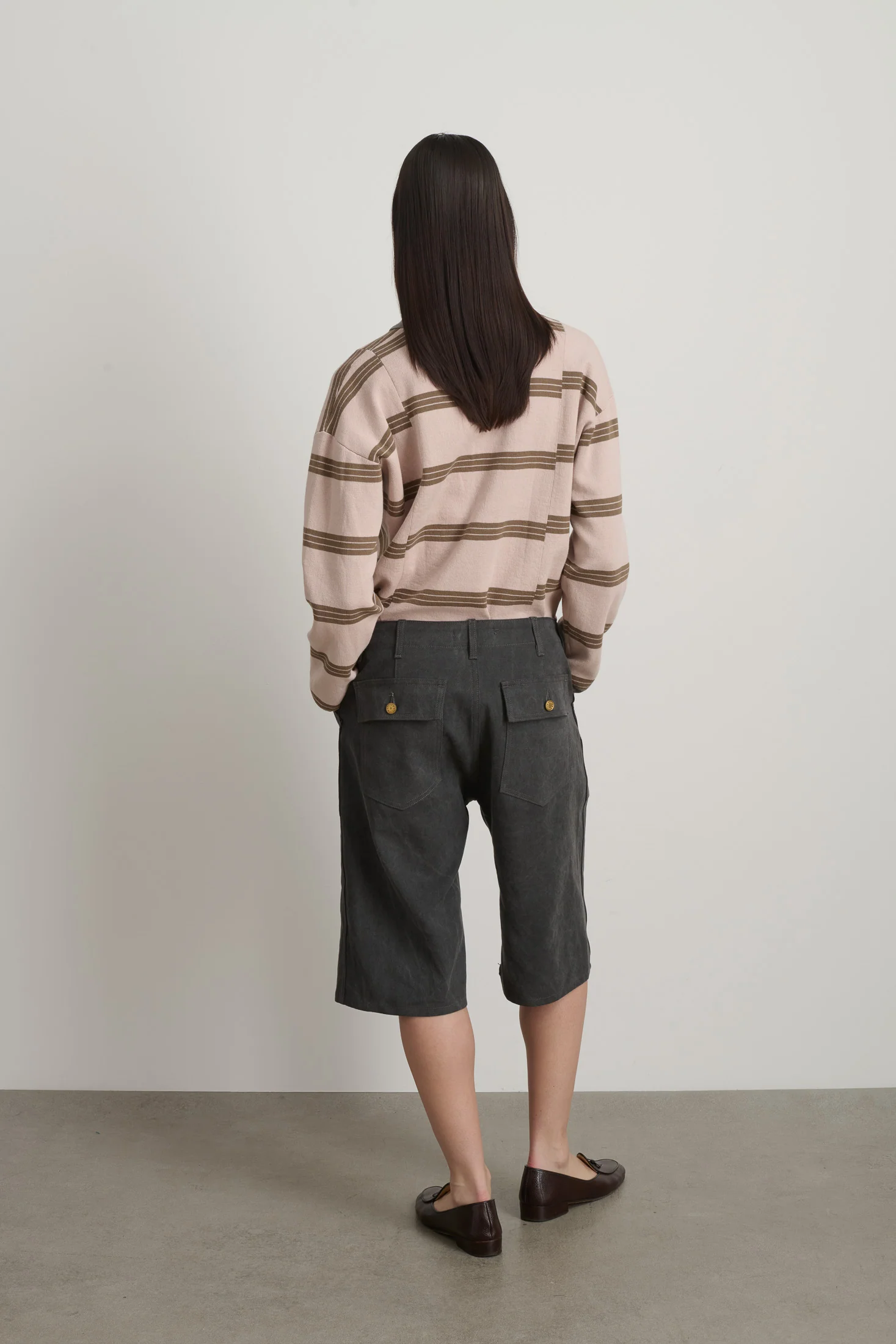 Roma Short Washed Black - Image 3