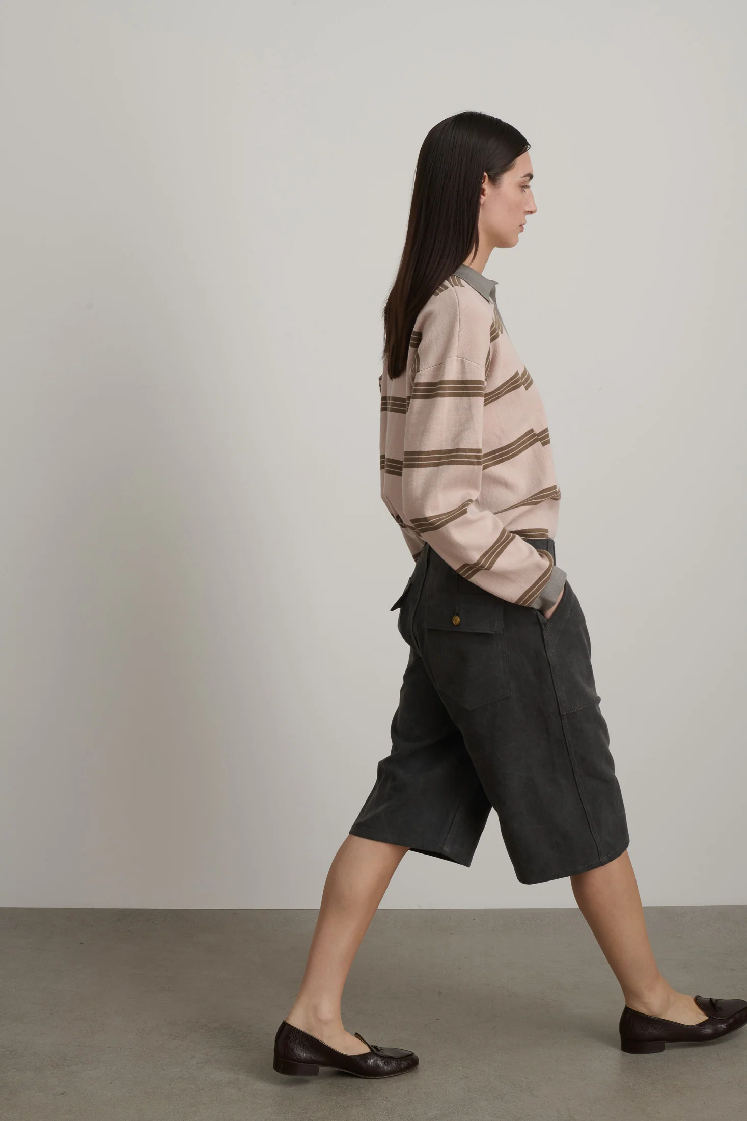 Roma Short Washed Black - Image 4