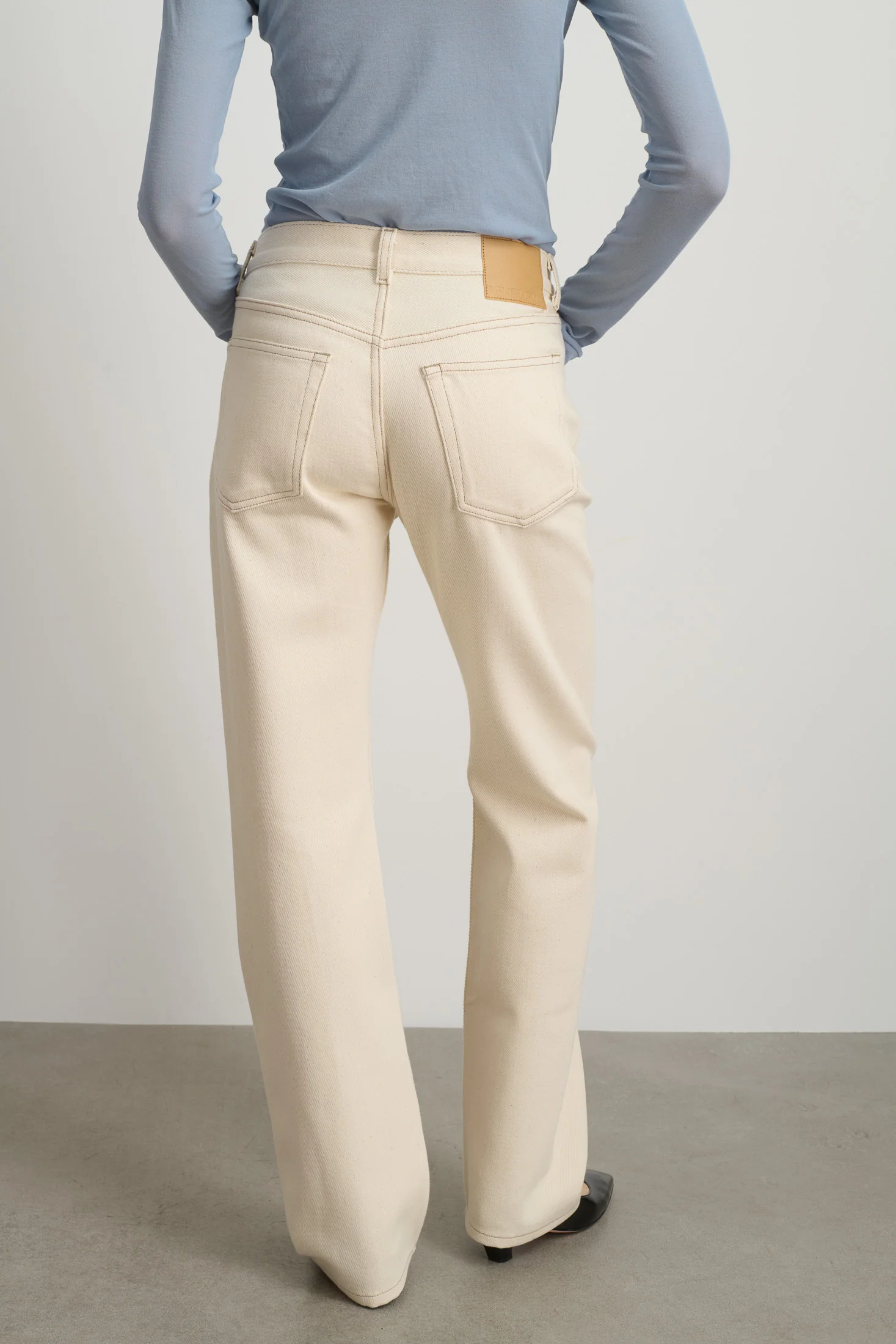 Tilda Jean Alabaster - Image 7
