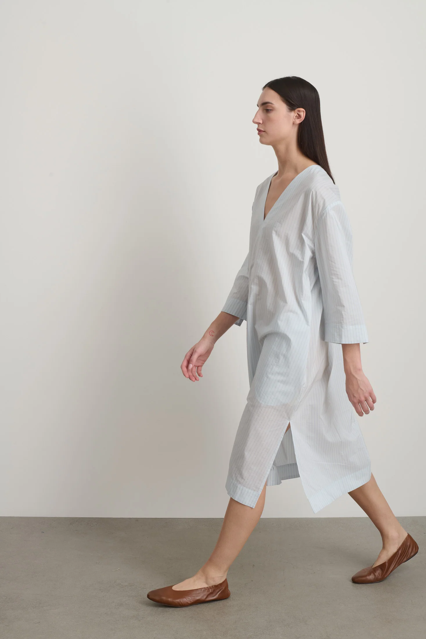 Vee Shift Dress Light Blue Stripe - Image 4