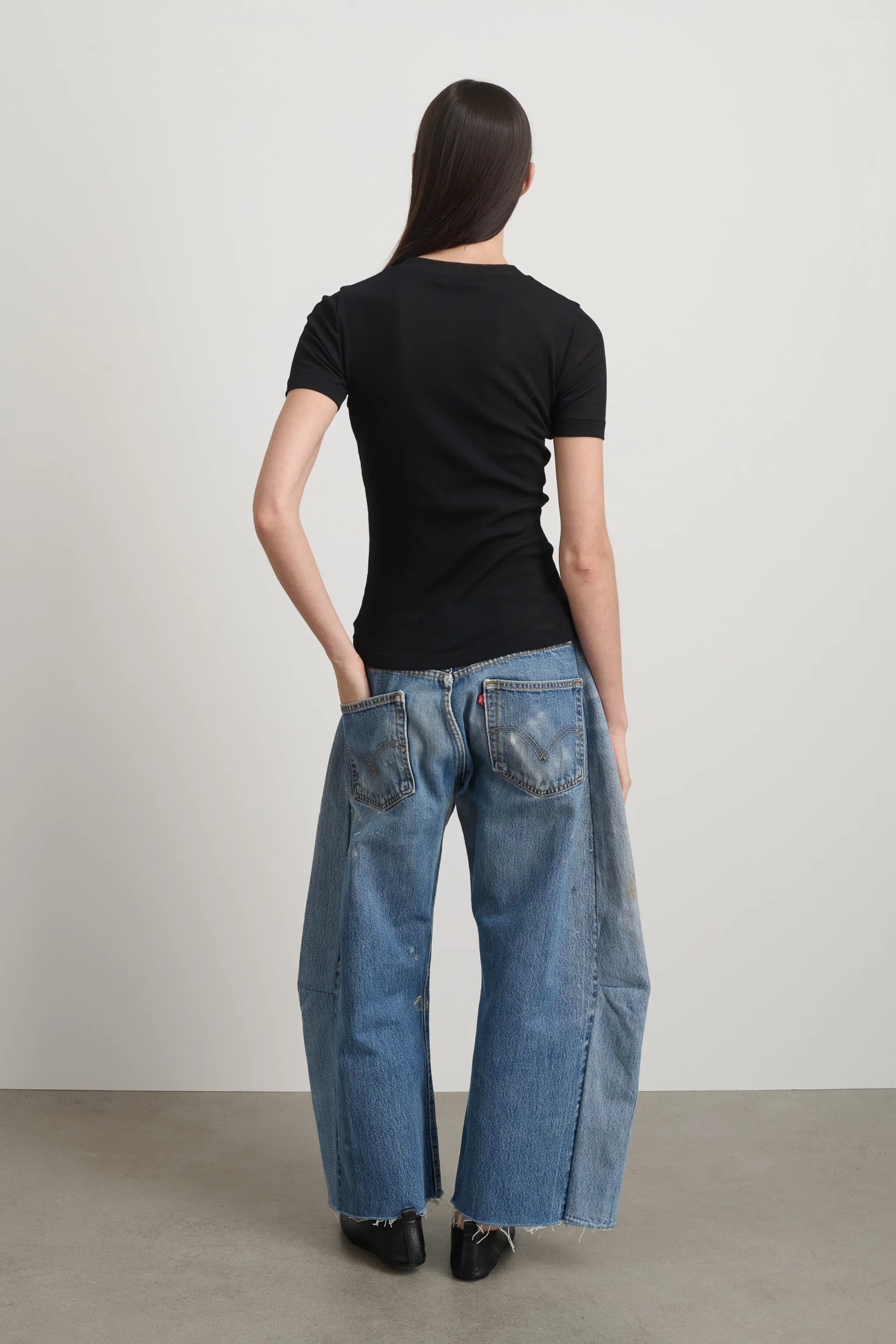 Vivien Rib Tee Black - Image 5